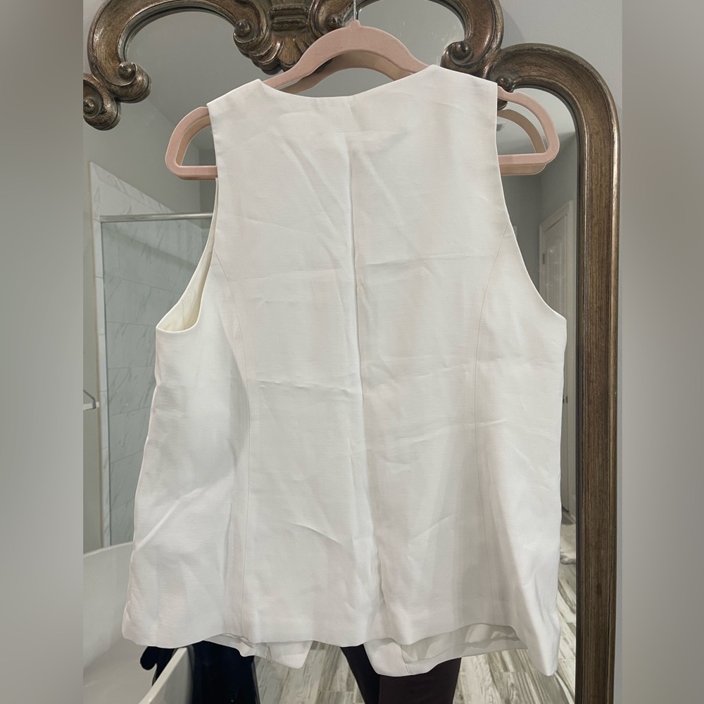 H&M white vest - Picture 3 of 6